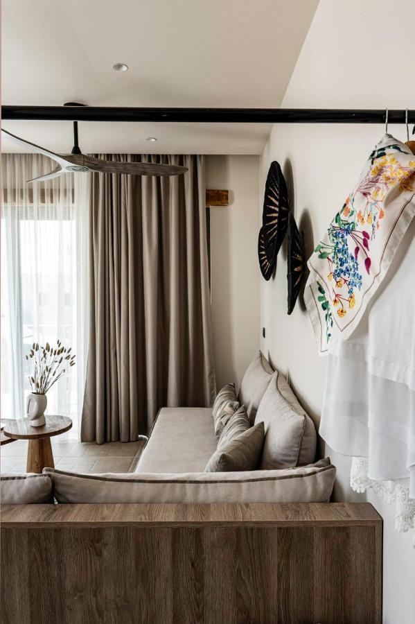 Lithos Luxury Villa Архангелос Екстериор снимка