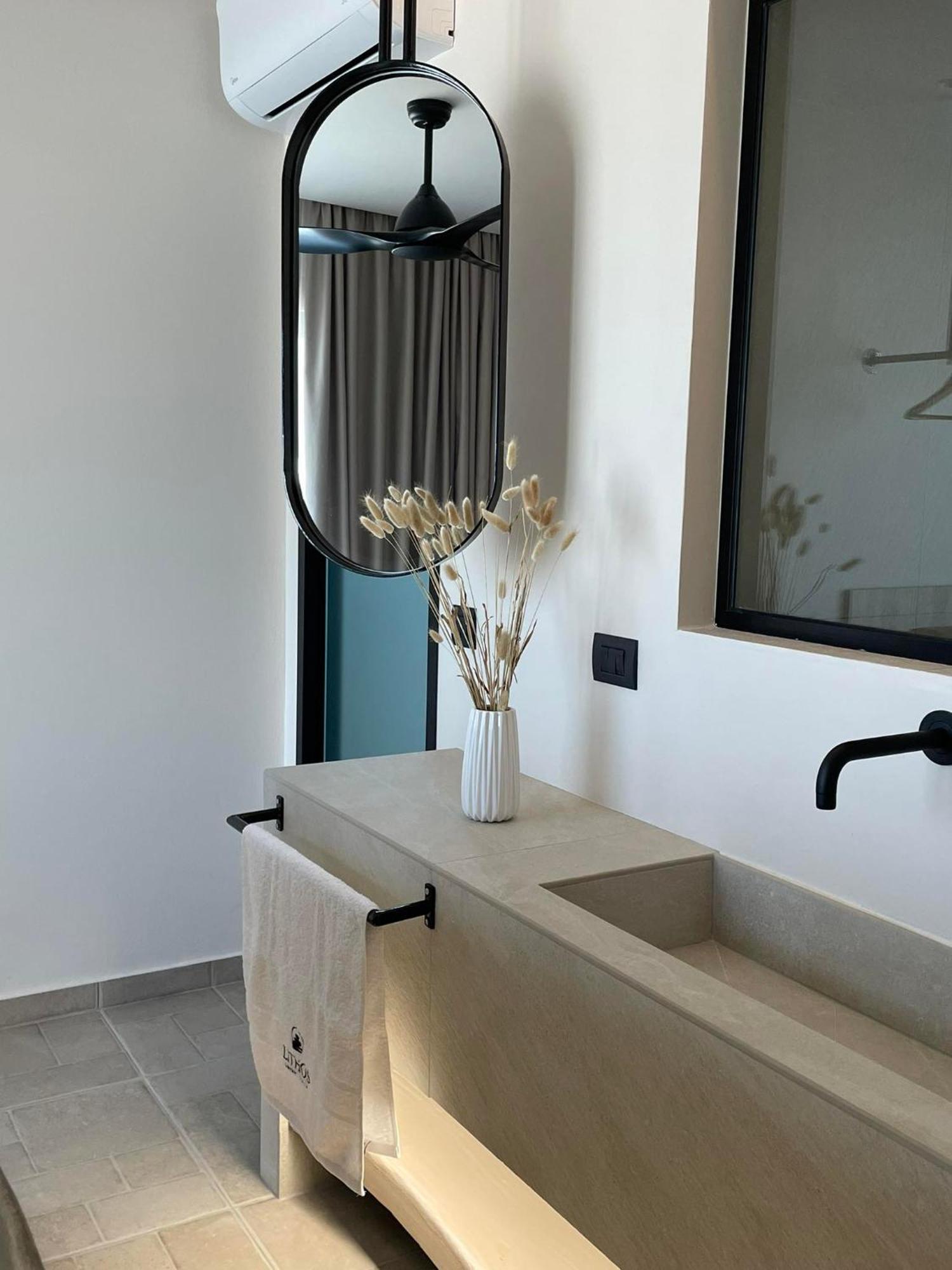 Lithos Luxury Villa Архангелос Екстериор снимка